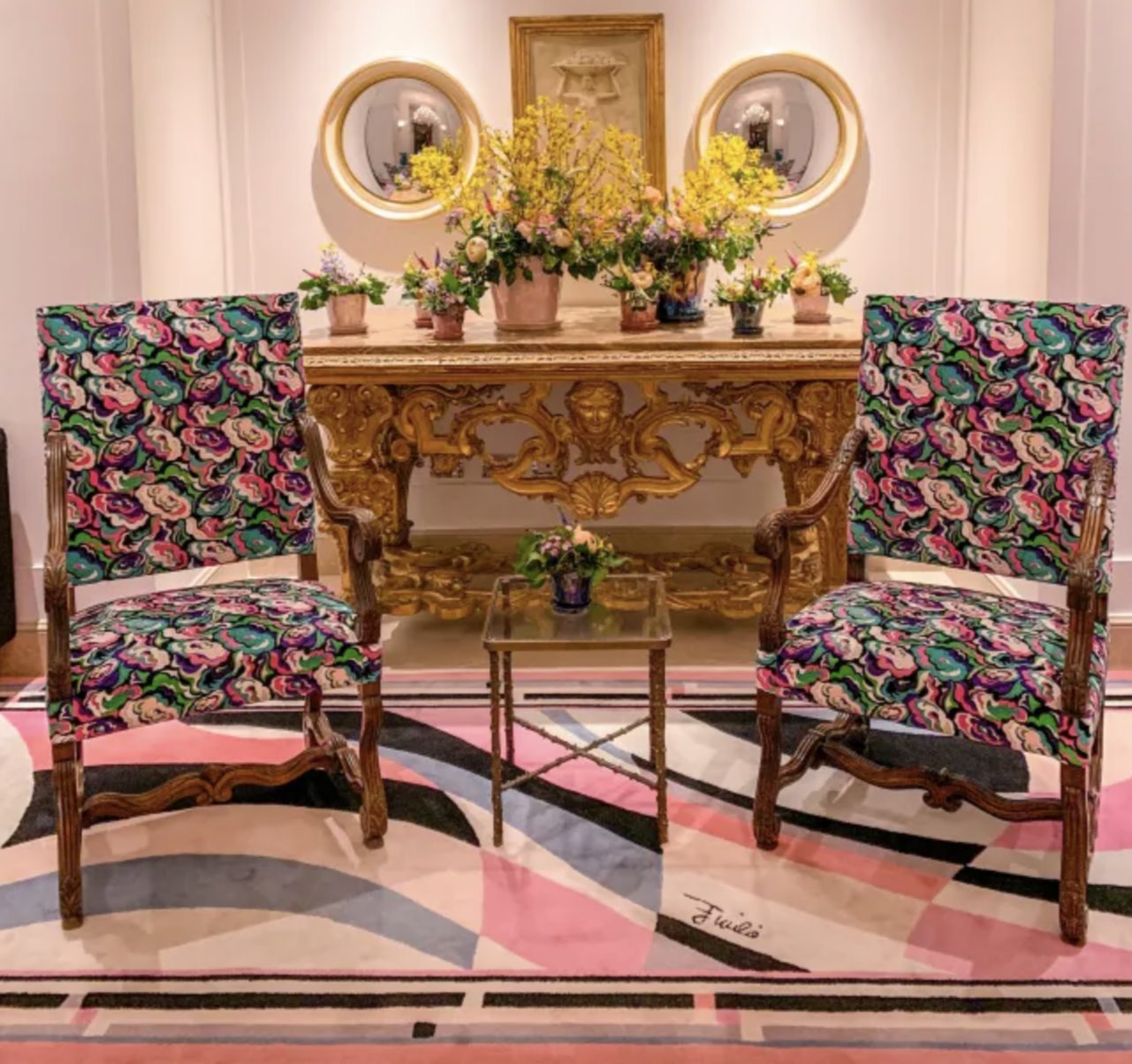 A Brief Guide to Emilio Pucci 